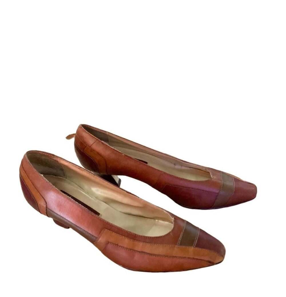 Carriage Court Vintage Brown Leather Patchwork Low Heel Pumps Size 8M